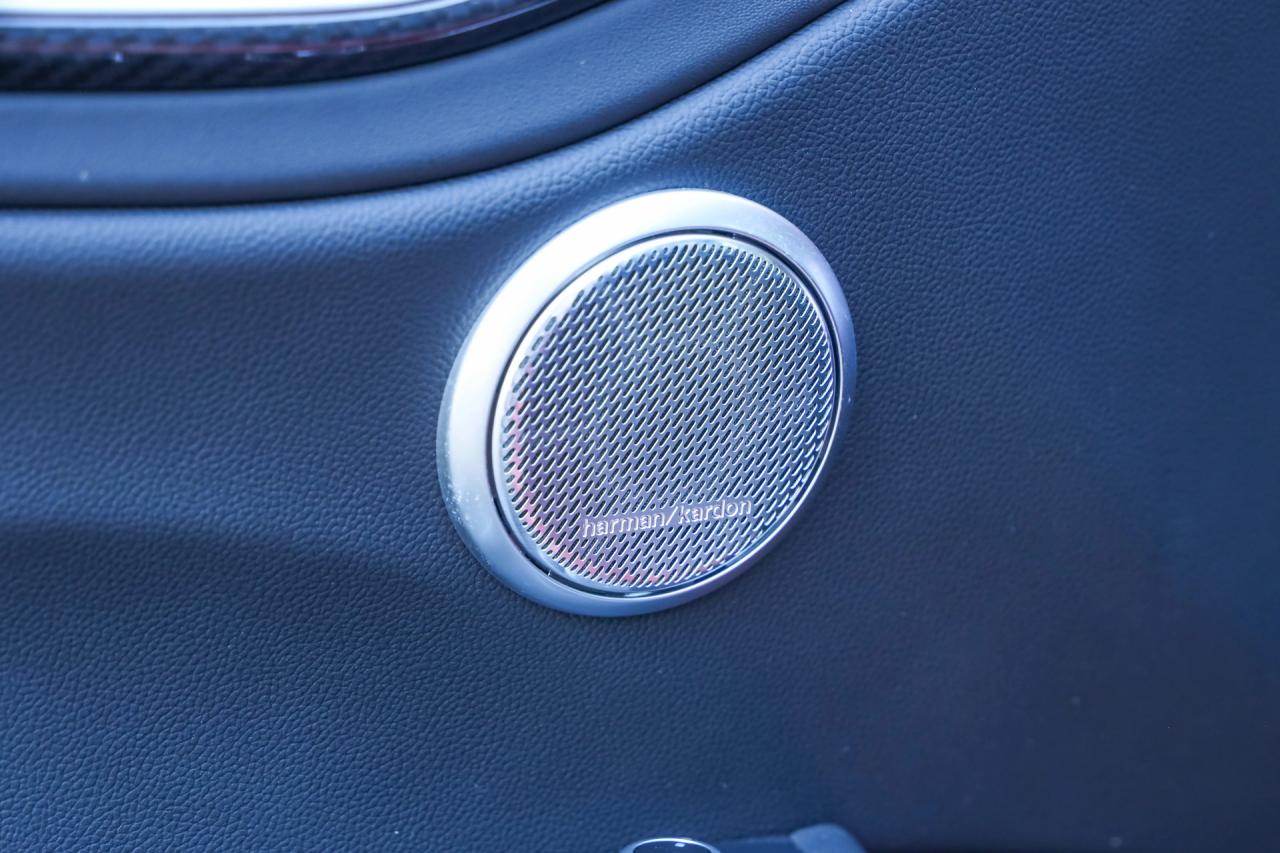 2017 Alfa Romeo Giulia 2.9 V6 Quadrifoglio Performance Edition &ldquo;Manual and Carbon Seats by Sparco&rdquo;