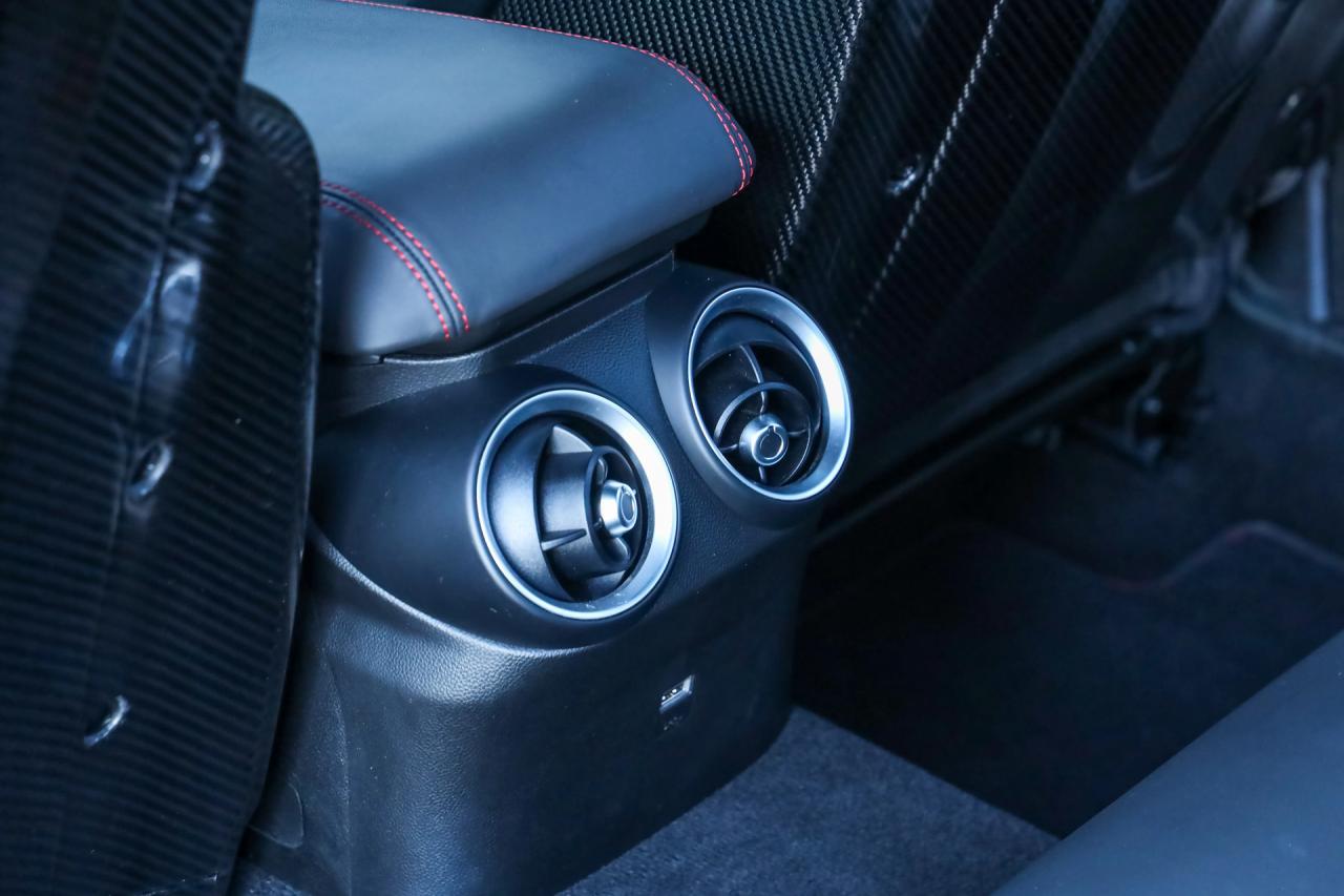 2017 Alfa Romeo Giulia 2.9 V6 Quadrifoglio Performance Edition &ldquo;Manual and Carbon Seats by Sparco&rdquo;
