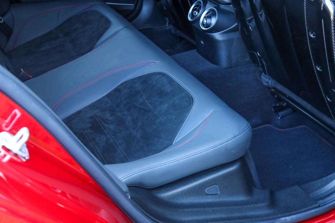 2017 Alfa Romeo Giulia 2.9 V6 Quadrifoglio Performance Edition &ldquo;Manual and Carbon Seats by Sparco&rdquo;