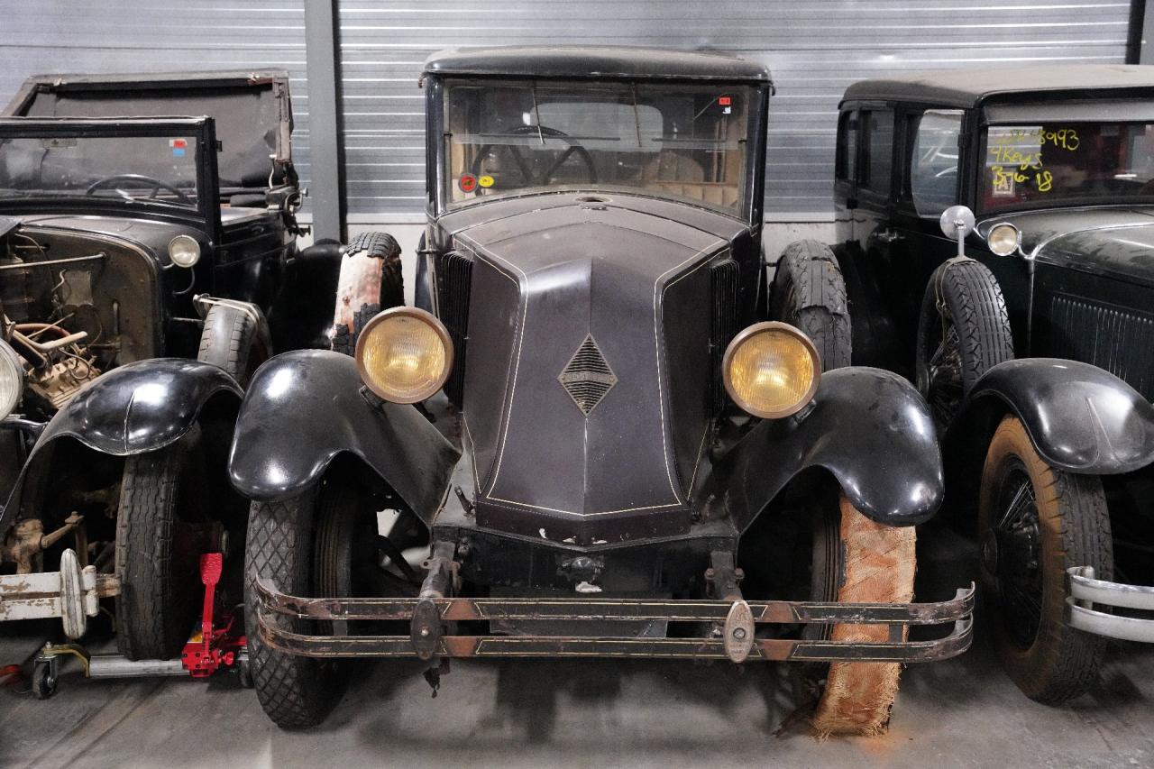 1926 Renault Model PI18/24HP Limousine by Felber et Fils - Paris