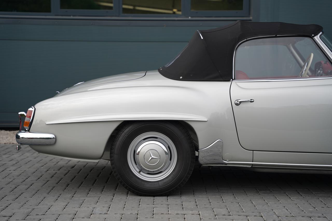 1956 Mercedes - Benz 190SL