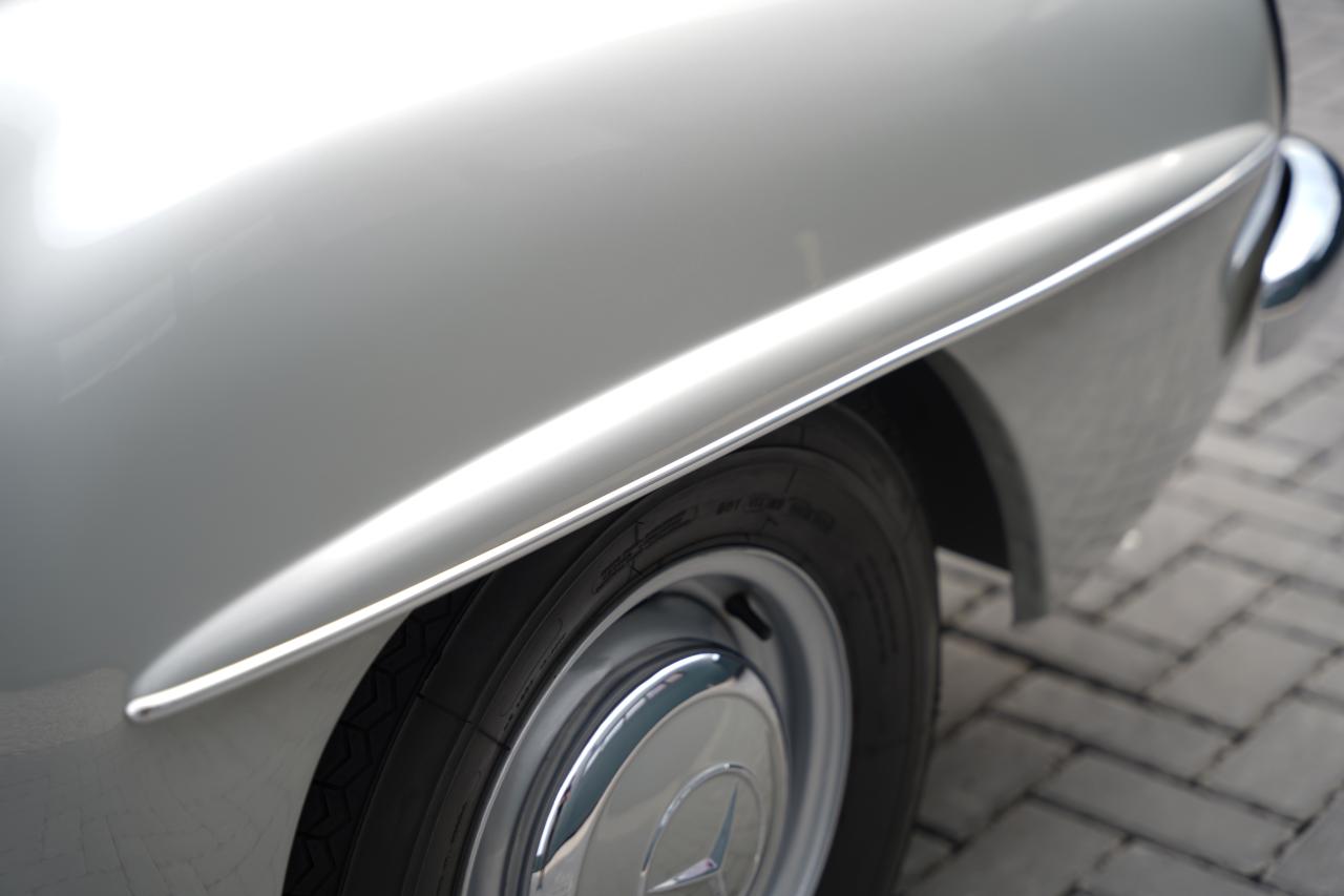 1956 Mercedes - Benz 190SL