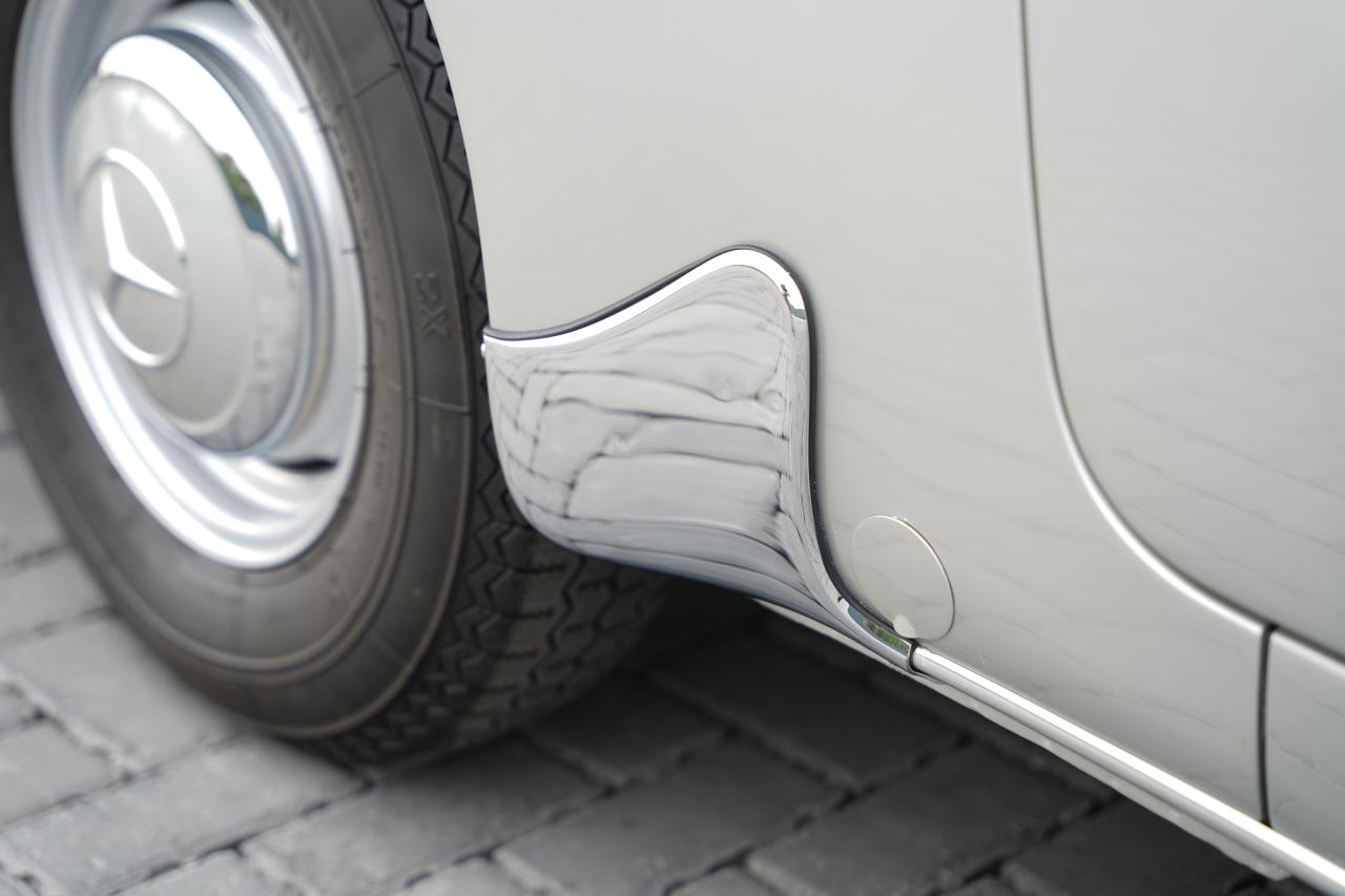 1956 Mercedes - Benz 190SL