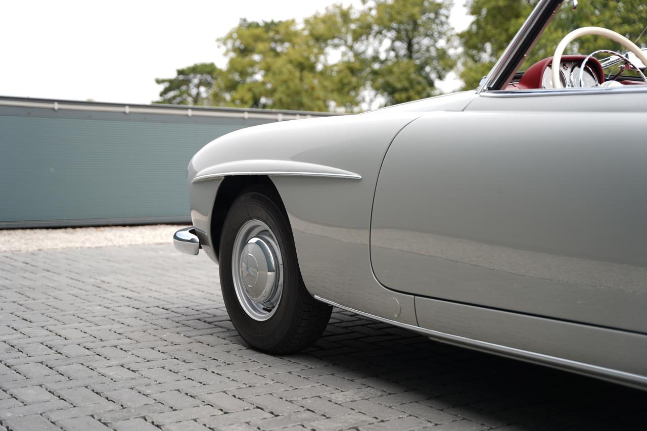 1956 Mercedes - Benz 190SL