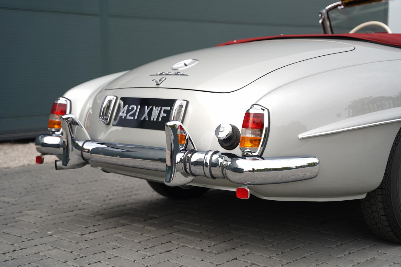1956 Mercedes - Benz 190SL