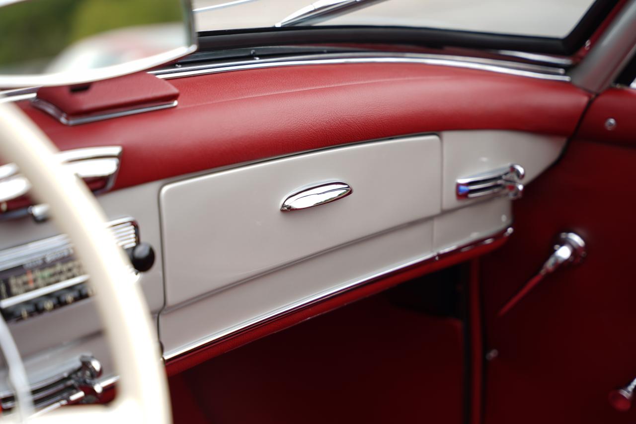 1956 Mercedes - Benz 190SL