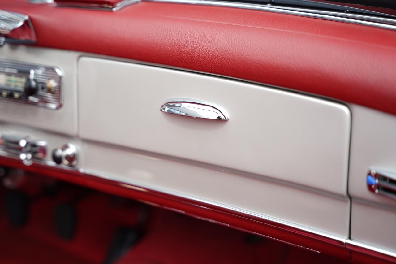 1956 Mercedes - Benz 190SL