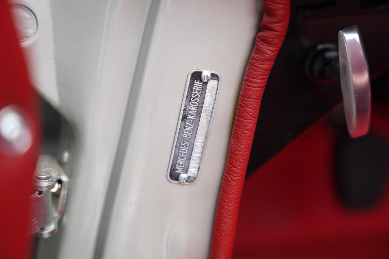 1956 Mercedes - Benz 190SL