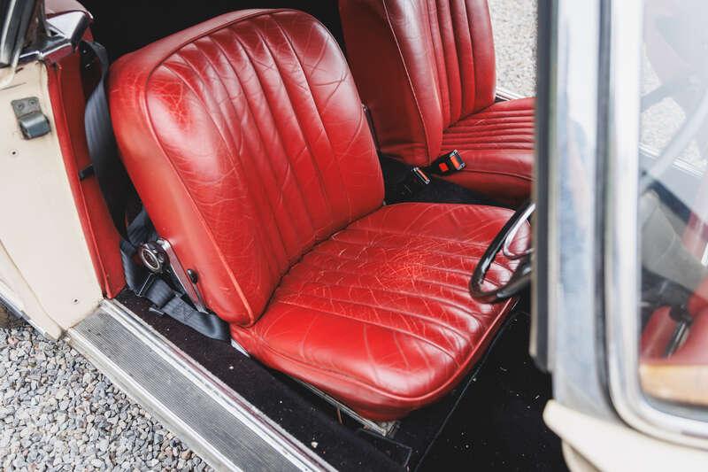 1968 Mercedes - Benz 280SL Pagoda