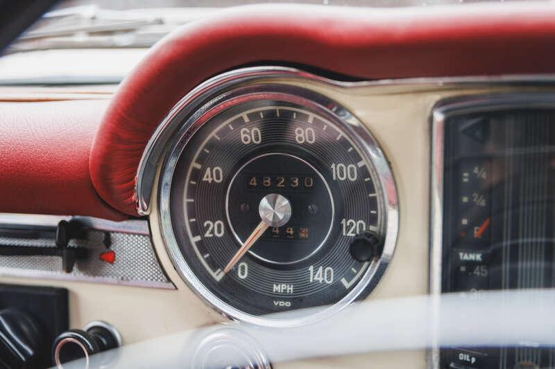 1968 Mercedes - Benz 280SL Pagoda