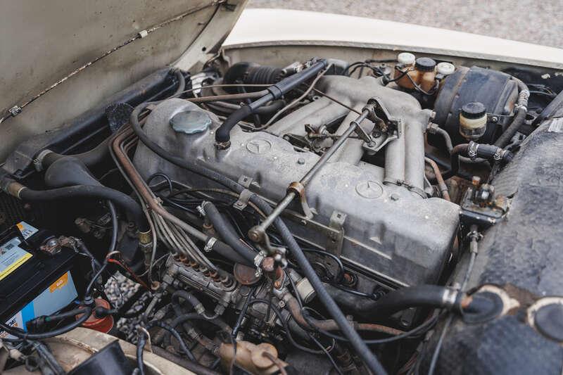 1968 Mercedes - Benz 280SL Pagoda