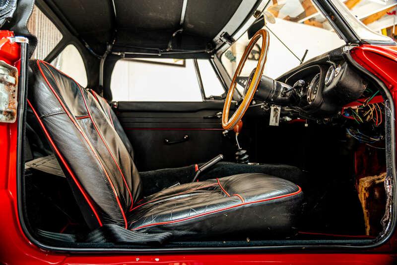1967 MG B Roadster