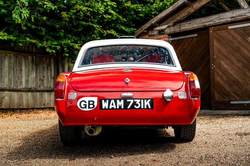 1971 MG B Roadster