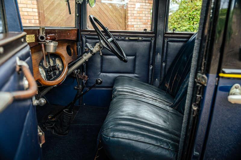 1929 Morris COWLEY 4 DOOR SALOON