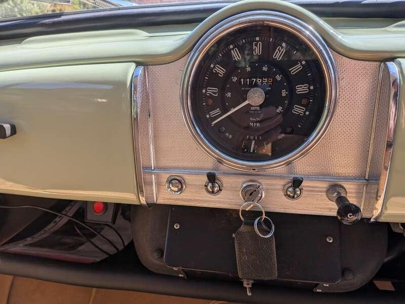 1968 Morris Minor Traveller