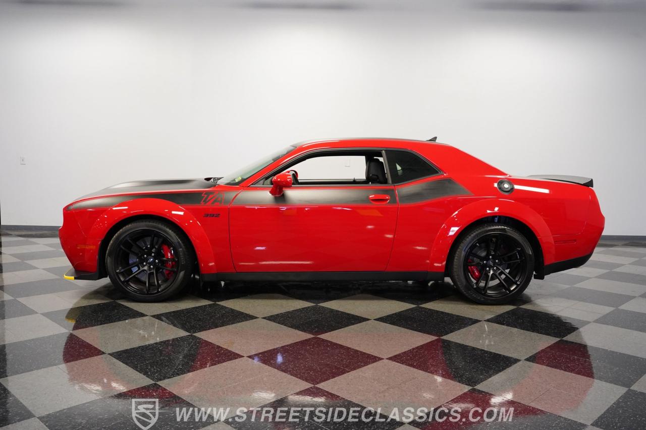 2022 Dodge Challenger R/T Scat Pack T/A 392 Widebody