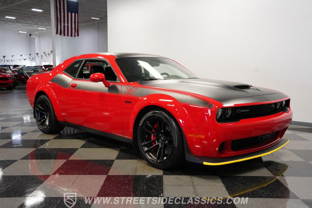 2022 Dodge Challenger R/T Scat Pack T/A 392 Widebody