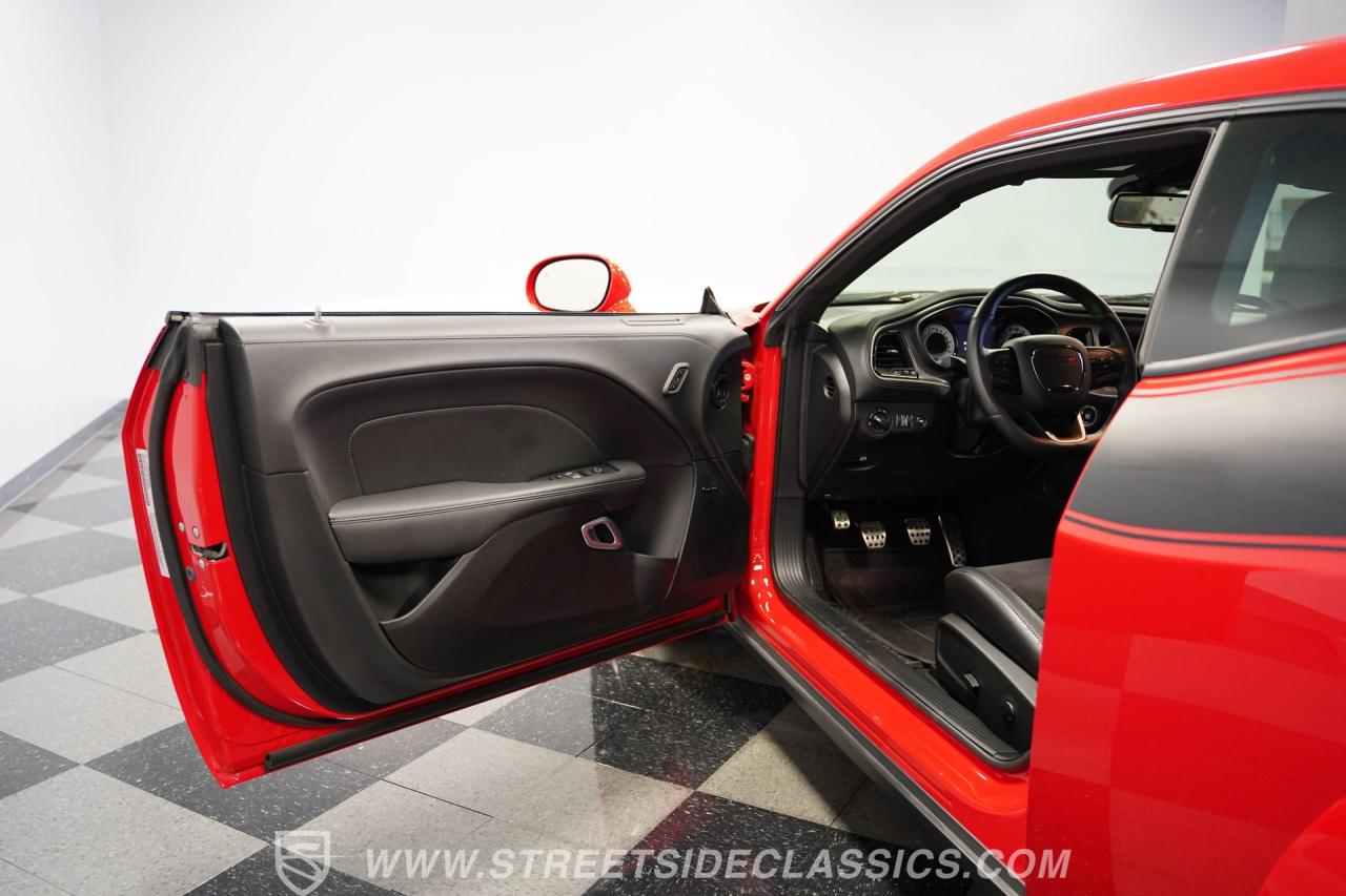 2022 Dodge Challenger R/T Scat Pack T/A 392 Widebody