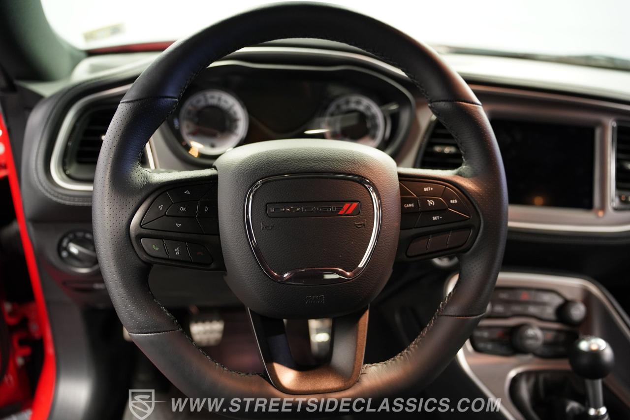 2022 Dodge Challenger R/T Scat Pack T/A 392 Widebody