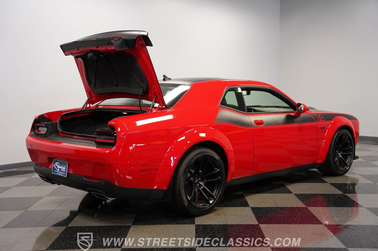 2022 Dodge Challenger R/T Scat Pack T/A 392 Widebody