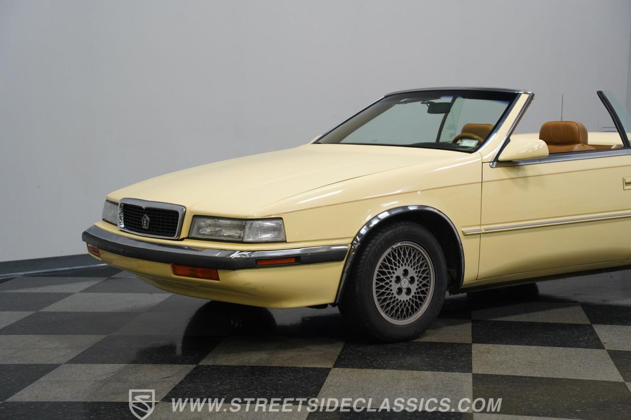 1989 Chrysler TC by Maserati