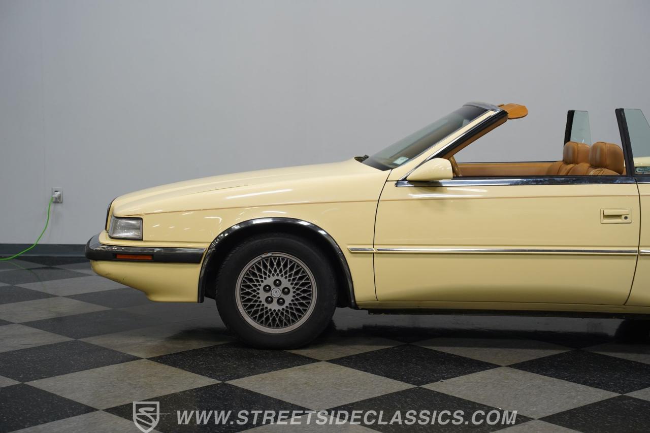 1989 Chrysler TC by Maserati