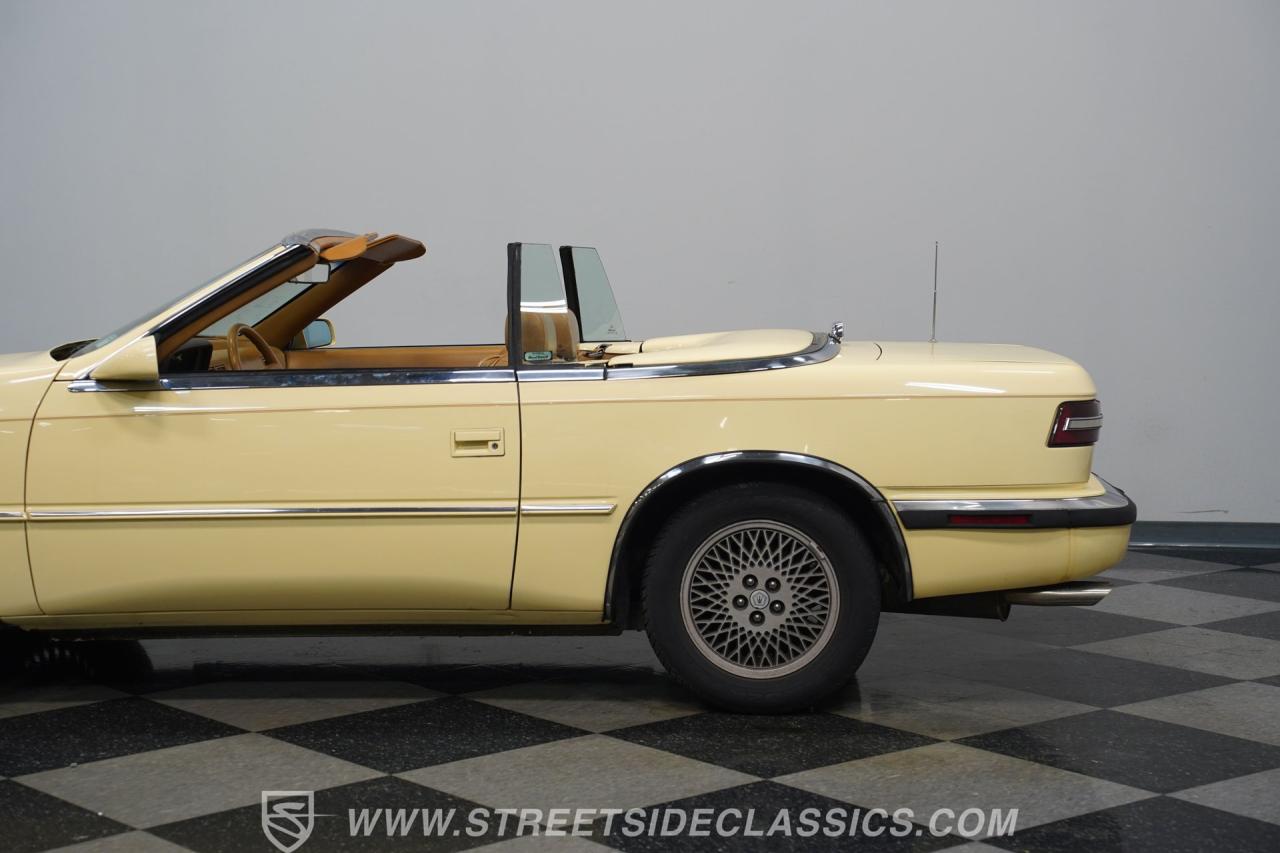 1989 Chrysler TC by Maserati