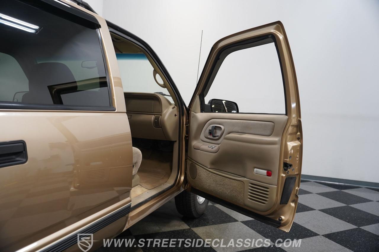 1999 Chevrolet Suburban 2500