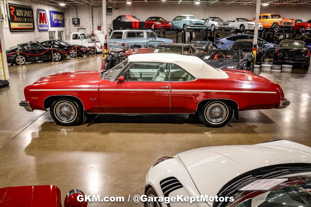 1975 Oldsmobile Delta 88 Royale