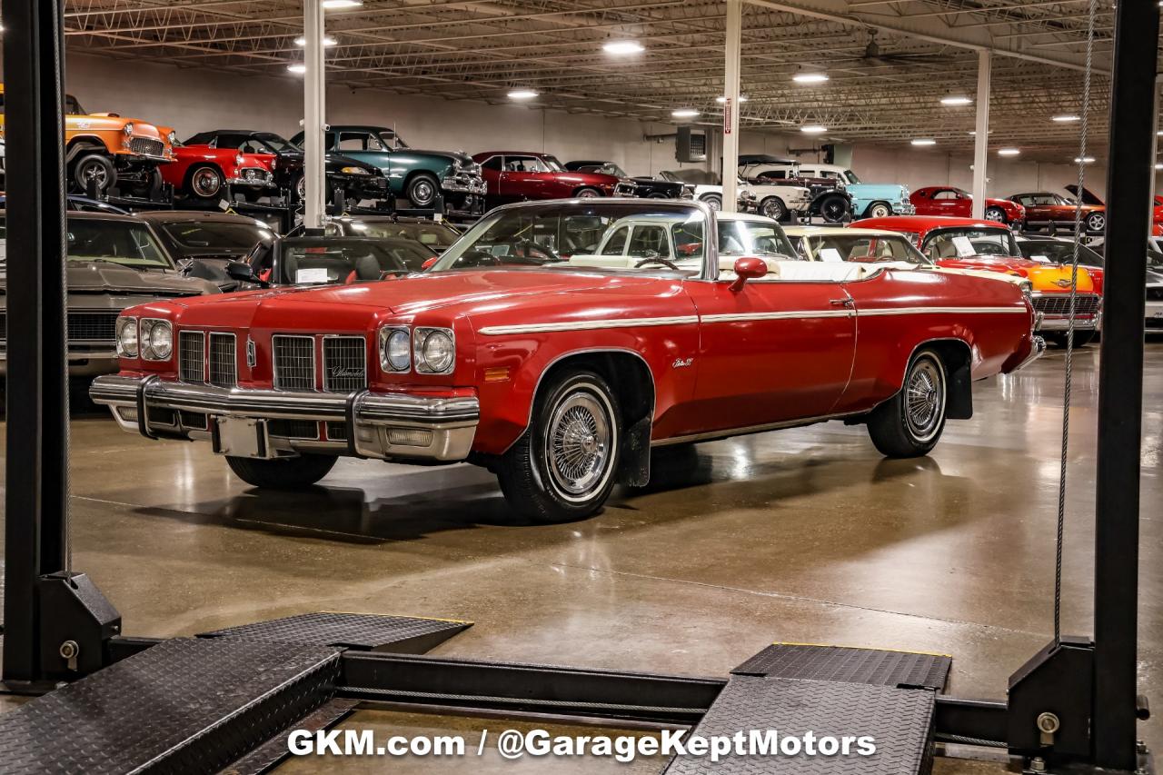 1975 Oldsmobile Delta 88 Royale