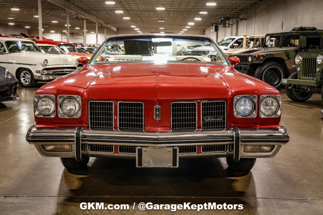 1975 Oldsmobile Delta 88 Royale