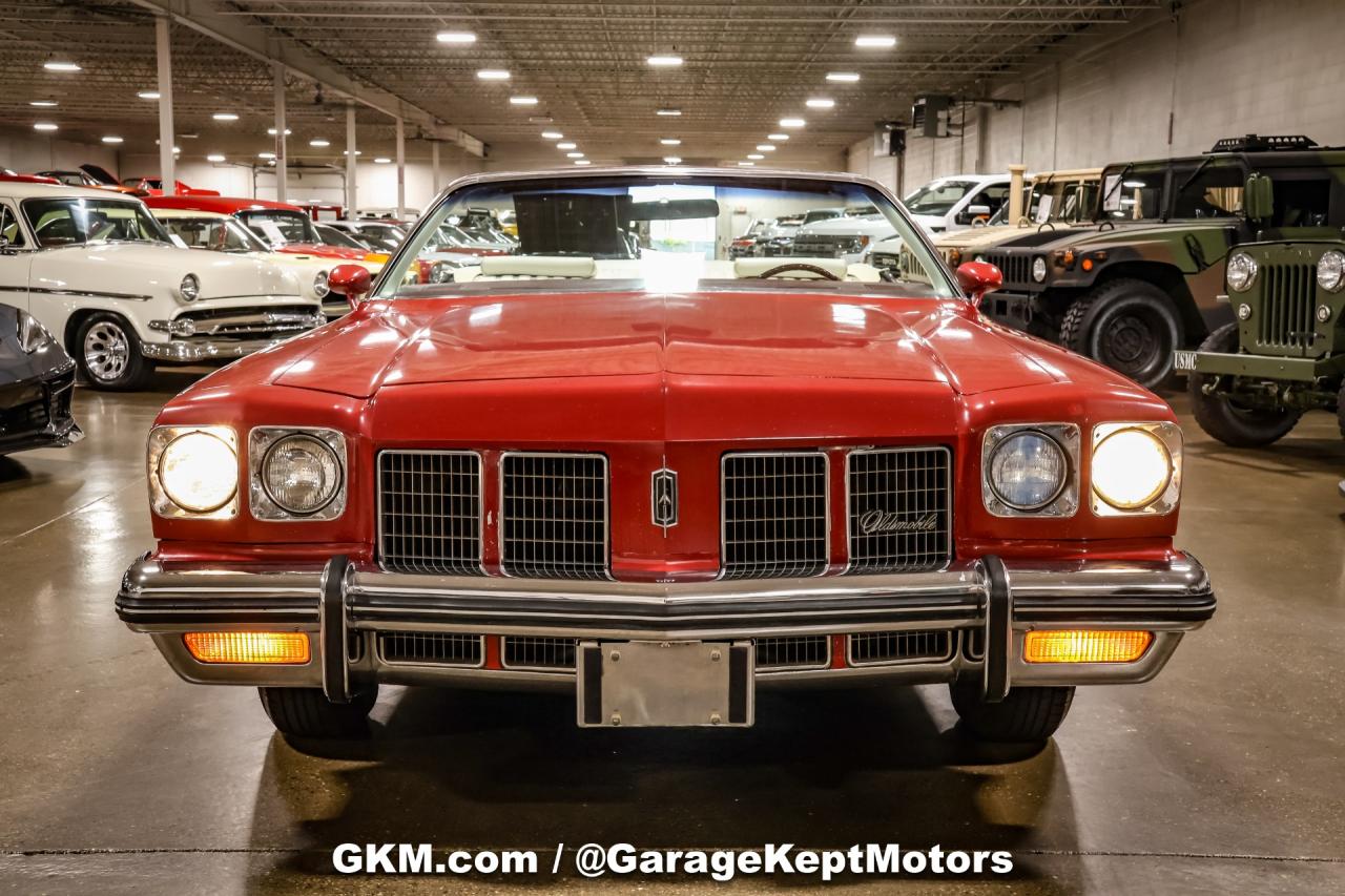 1975 Oldsmobile Delta 88 Royale