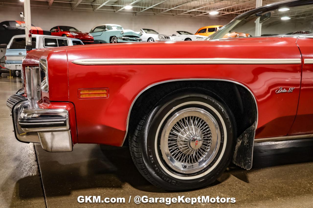 1975 Oldsmobile Delta 88 Royale