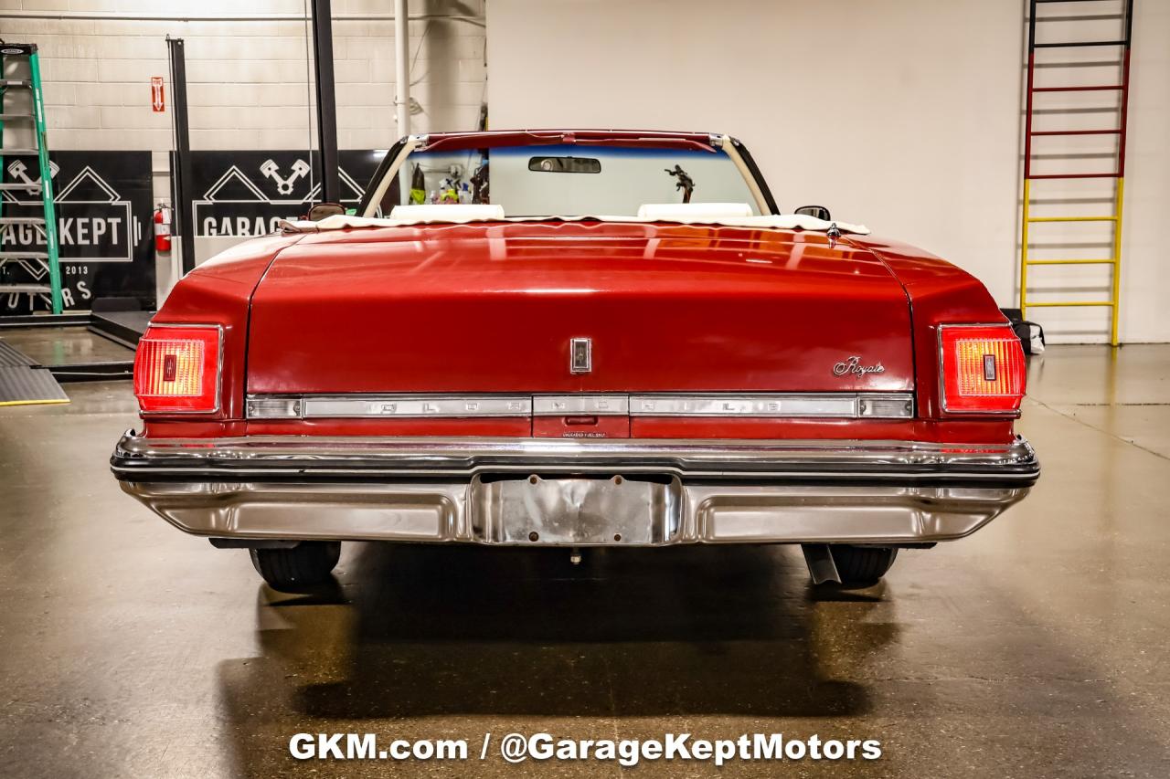 1975 Oldsmobile Delta 88 Royale