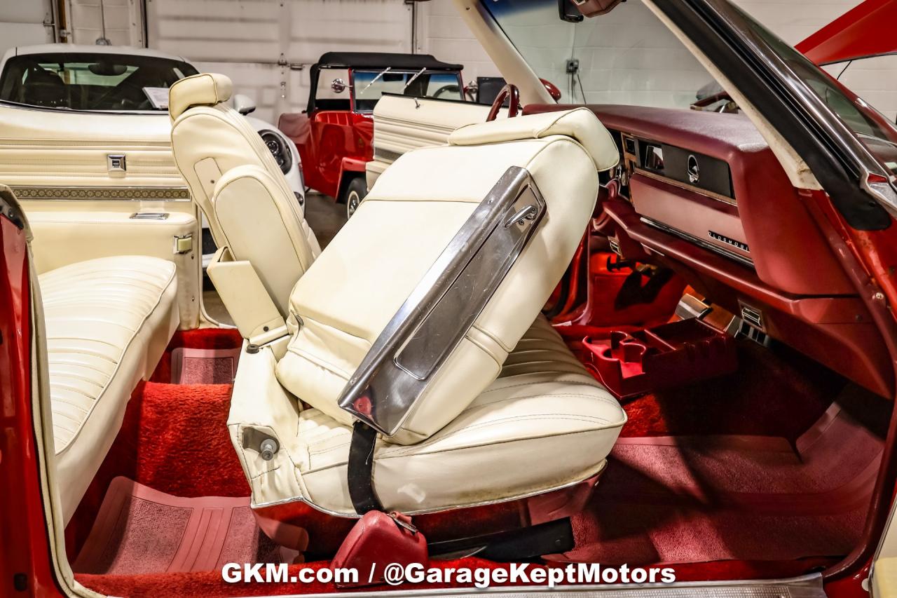 1975 Oldsmobile Delta 88 Royale