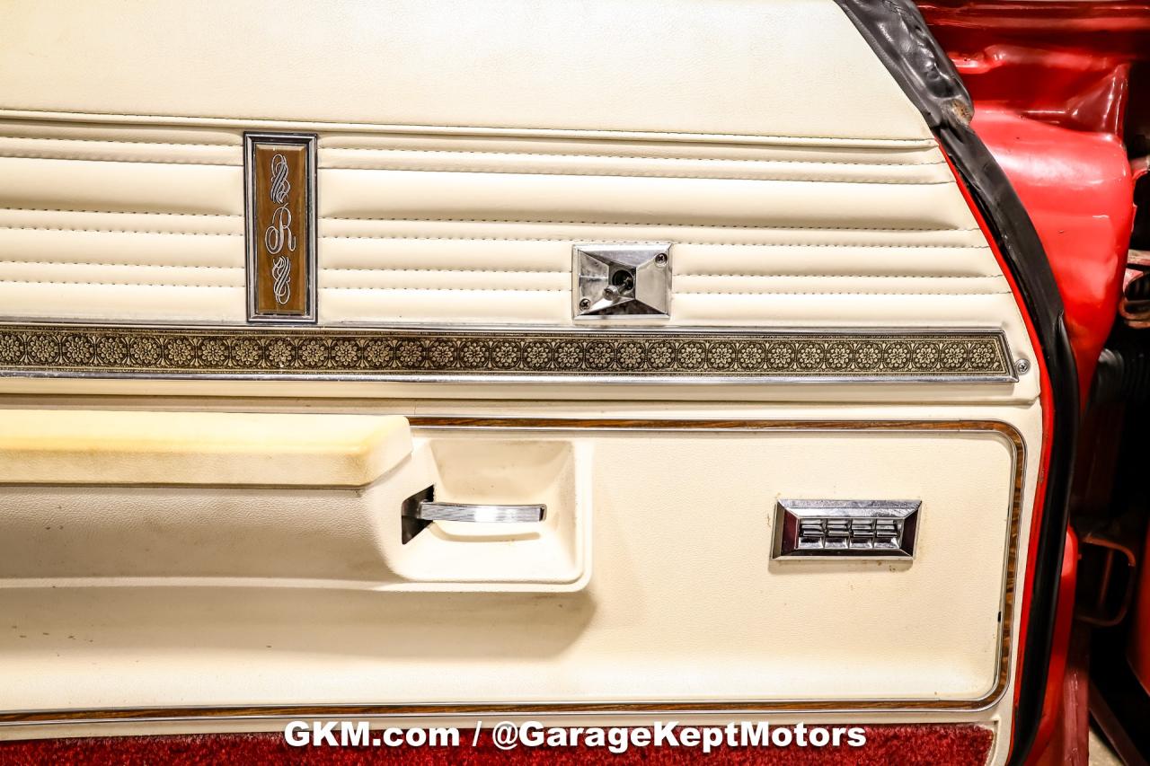 1975 Oldsmobile Delta 88 Royale