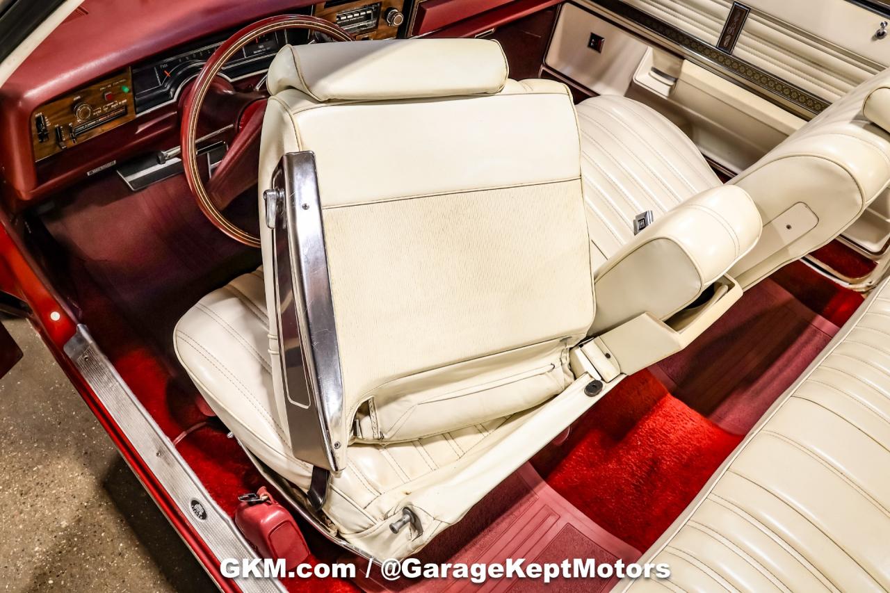 1975 Oldsmobile Delta 88 Royale
