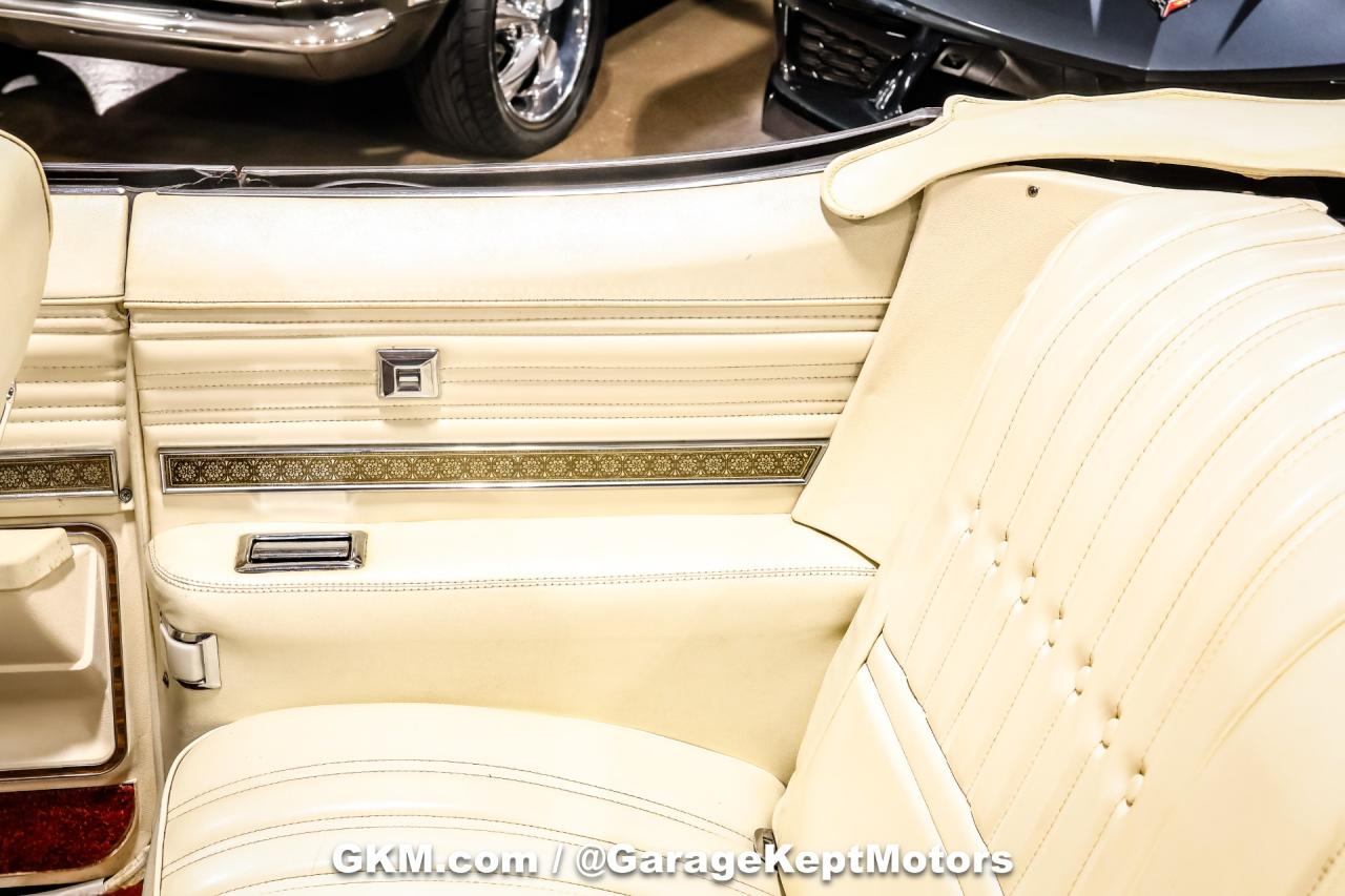 1975 Oldsmobile Delta 88 Royale