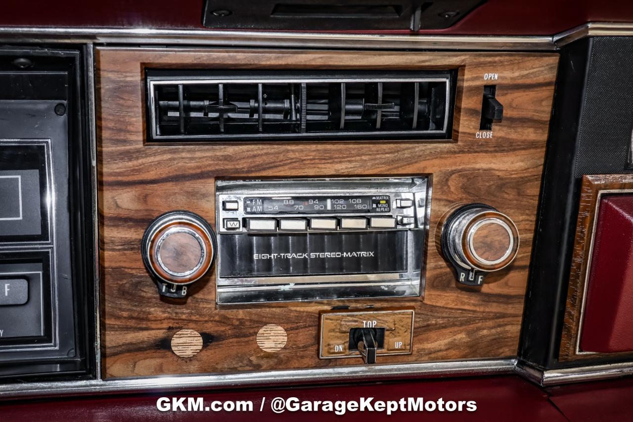 1975 Oldsmobile Delta 88 Royale
