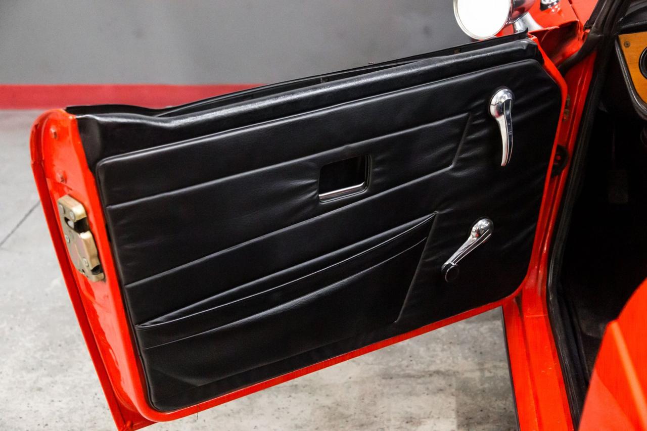1976 Triumph TR6 OVERDRIVE HARD TOP