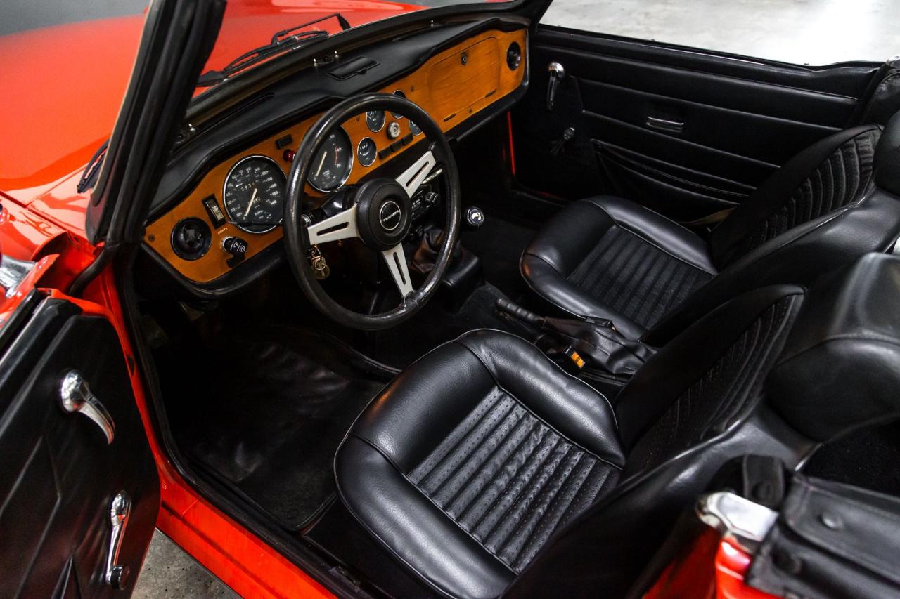 1976 Triumph TR6 OVERDRIVE HARD TOP