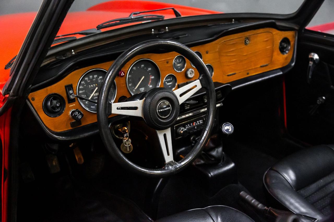 1976 Triumph TR6 OVERDRIVE HARD TOP
