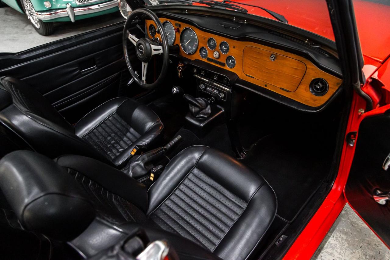 1976 Triumph TR6 OVERDRIVE HARD TOP