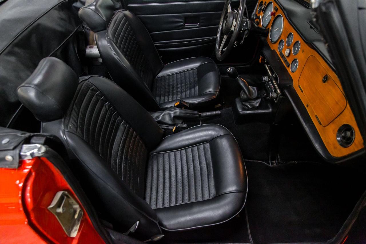 1976 Triumph TR6 OVERDRIVE HARD TOP
