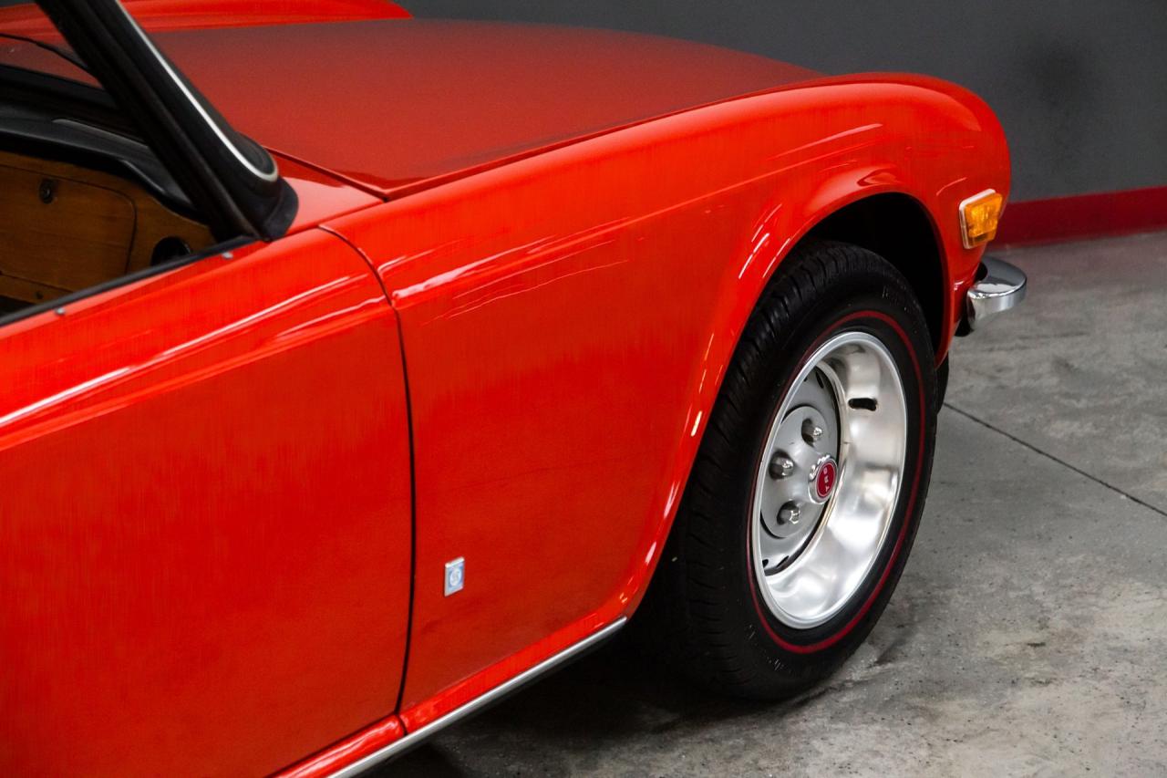 1976 Triumph TR6 OVERDRIVE HARD TOP