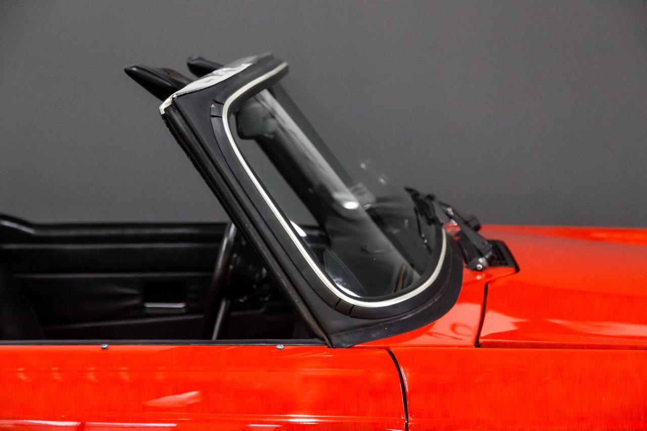 1976 Triumph TR6 OVERDRIVE HARD TOP