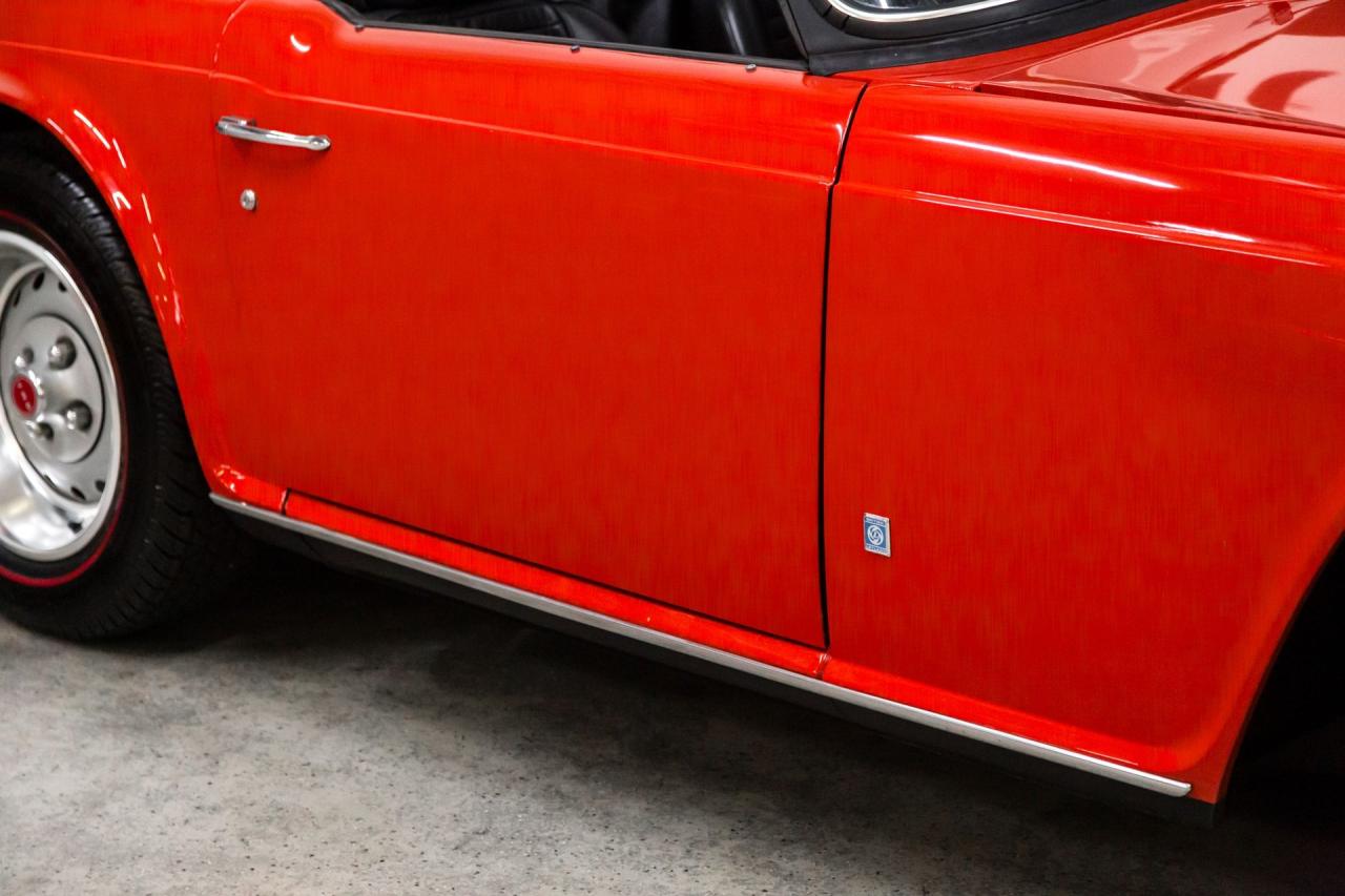 1976 Triumph TR6 OVERDRIVE HARD TOP