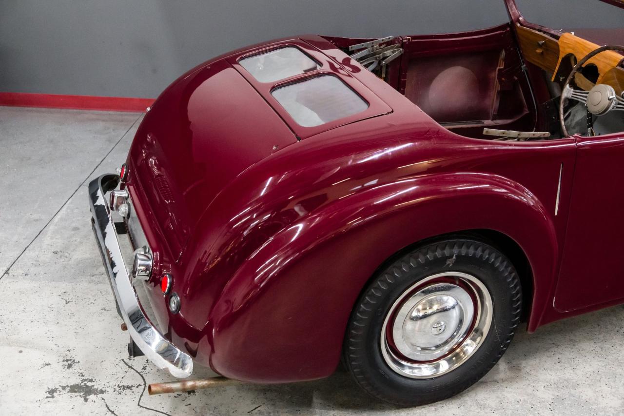 1949 Triumph 2000