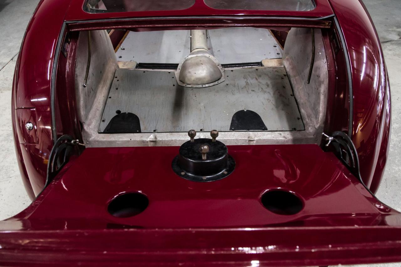 1949 Triumph 2000
