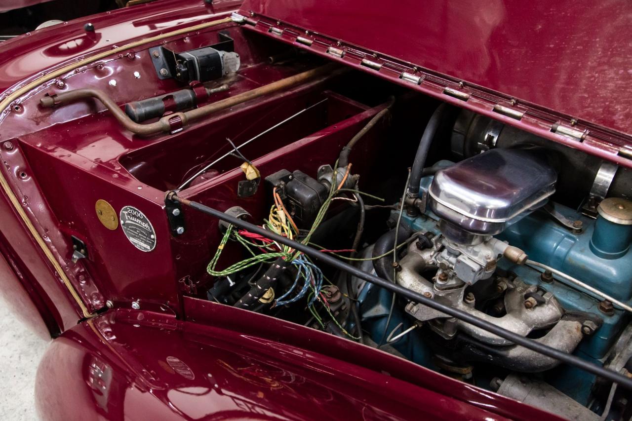 1949 Triumph 2000